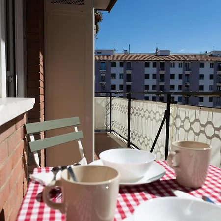 Cinecitta - Metro A Giulio Agricola A-c Apartament *