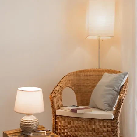 Cinecitta - Metro A Giulio Agricola A-c * Rzym