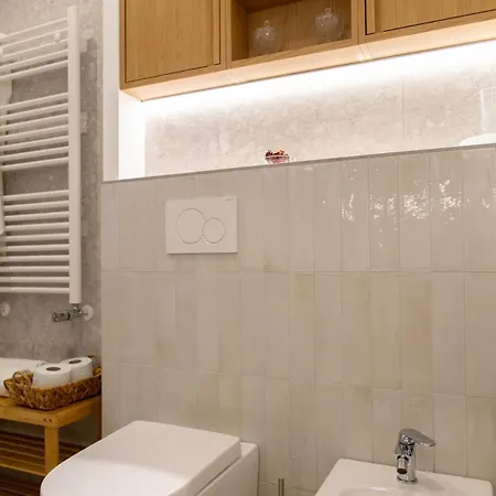 Apartament Cinecitta - Metro A Giulio Agricola A-c Rzym