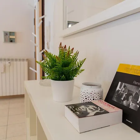 Apartament Cinecitta - Metro A Giulio Agricola A-c Rzym