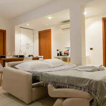 Apartament Cinecitta - Metro A Giulio Agricola A-c