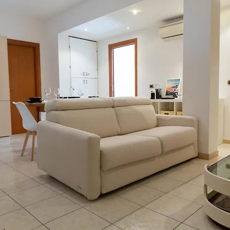 Apartament Cinecitta - Metro A Giulio Agricola A-c