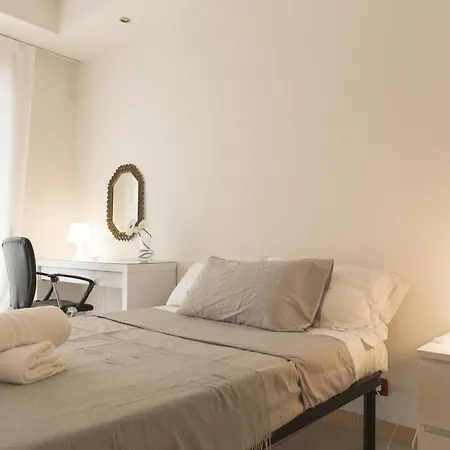 Cinecitta - Metro A Giulio Agricola A-c Apartament