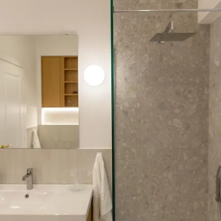 Cinecitta - Metro A Giulio Agricola A-c Apartament